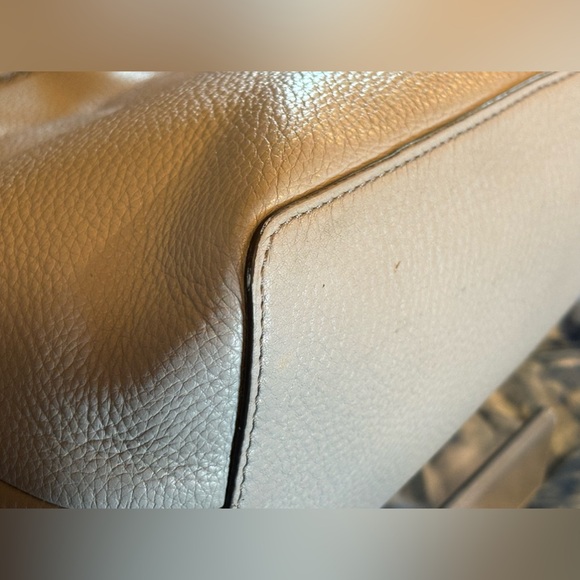 Michael Kors Bedford Pebbled Leather Tote color is taupe. size 11”W x 10H x 5”D - Picture 5 of 12